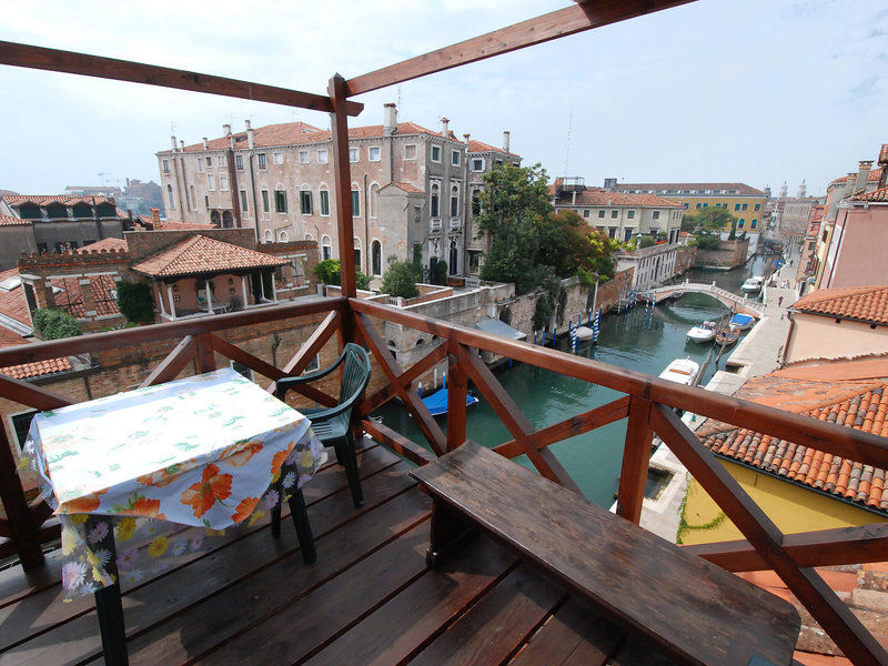 Campo San Trovaso * Venecia